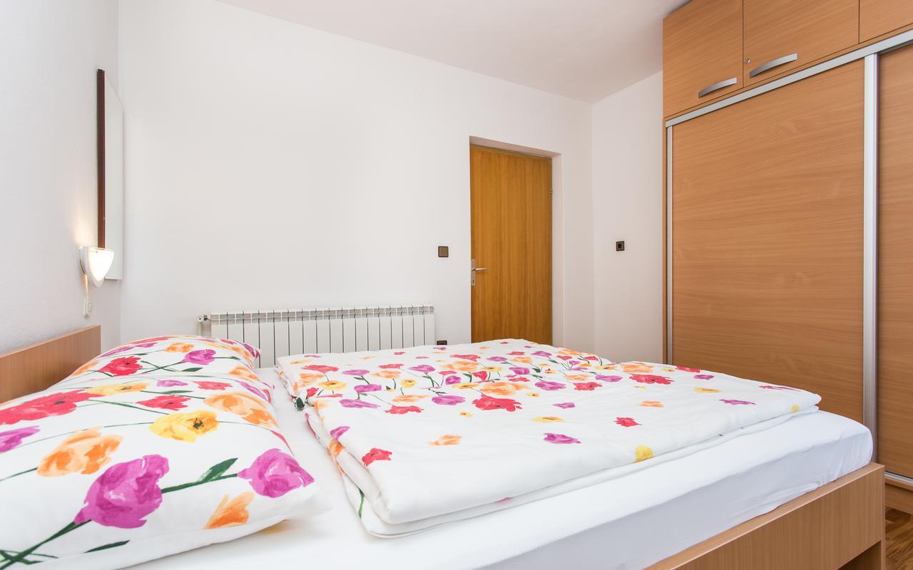 Apartments Lucija 2 Башка Экстерьер фото
